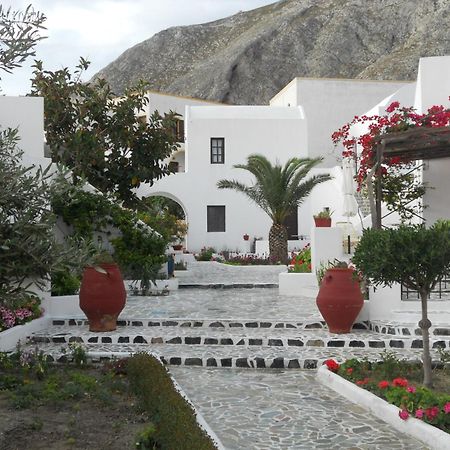 Villa Ostria Kamári Екстериор снимка