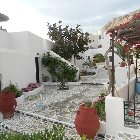 Villa Ostria Kamári Екстериор снимка
