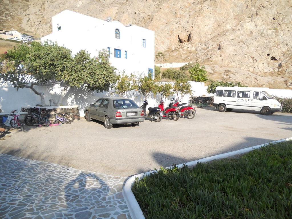 Villa Ostria Kamári Екстериор снимка
